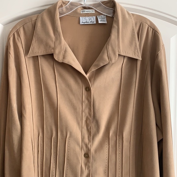 Women’s Suede Shirt - Picture 3 of 3